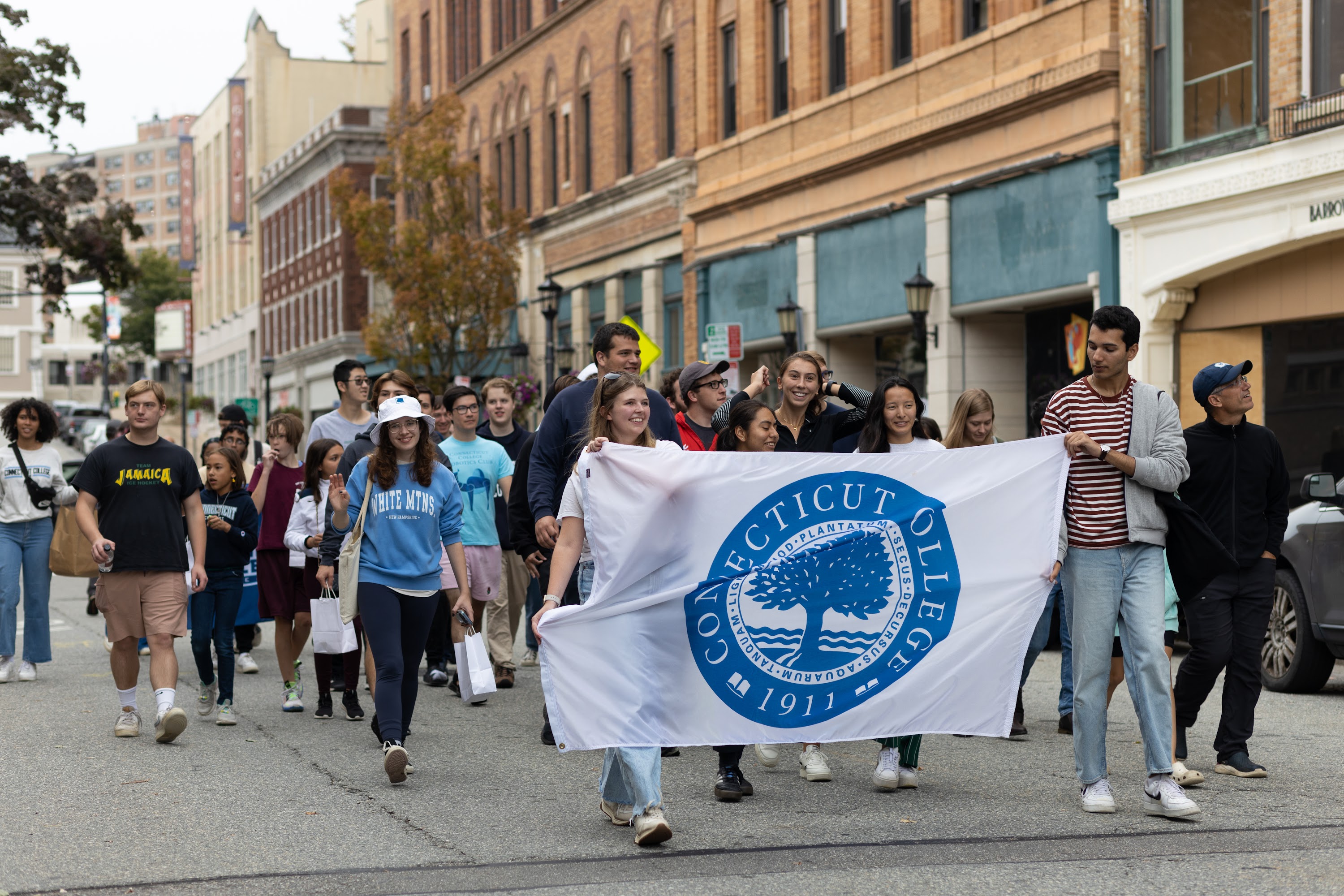 Conn students in New London