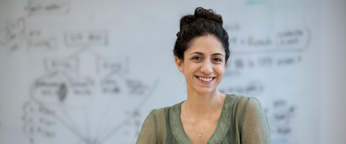 A portrait of Ipek Bakir ’12