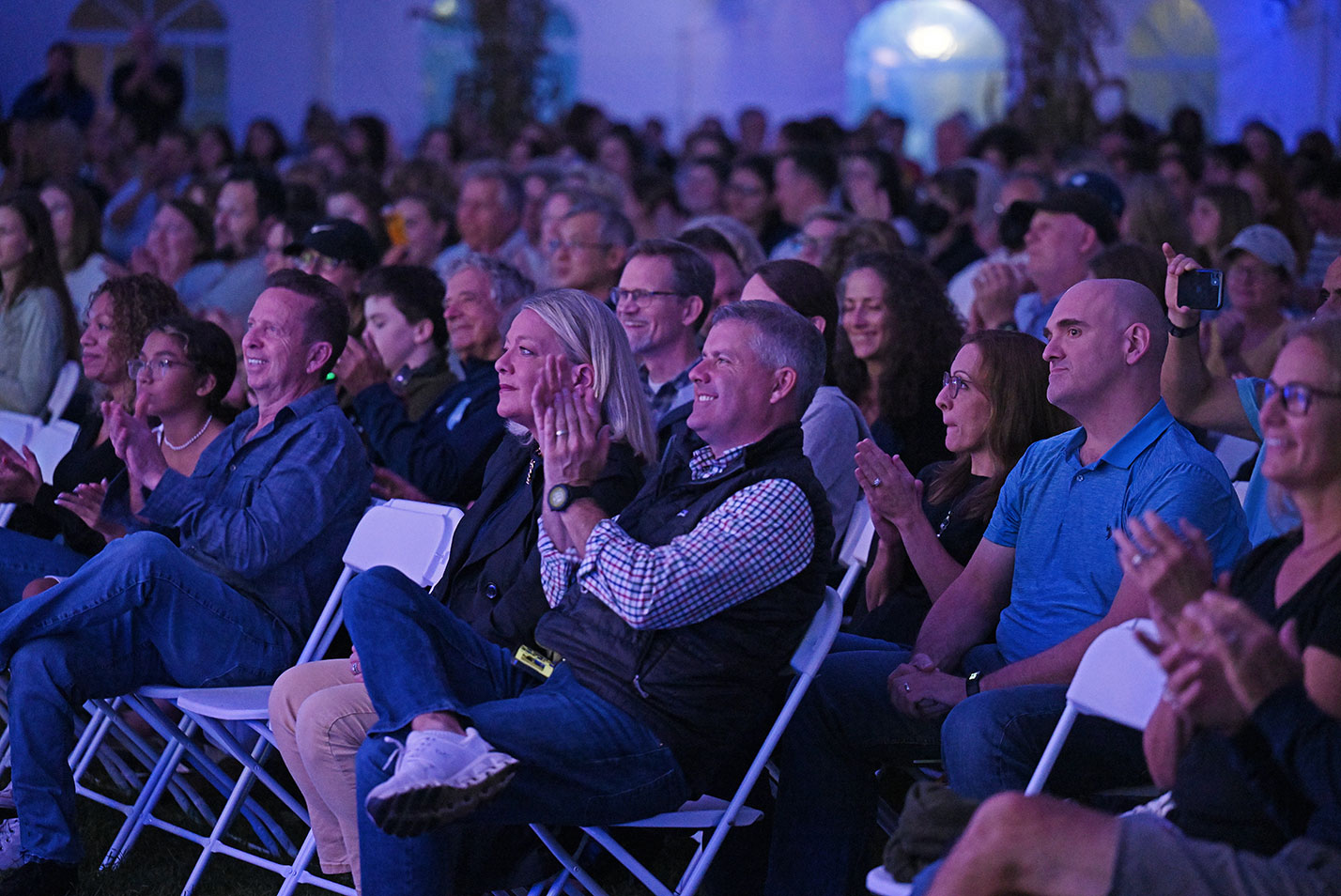 Parents cheer at Fall Weekend 2023