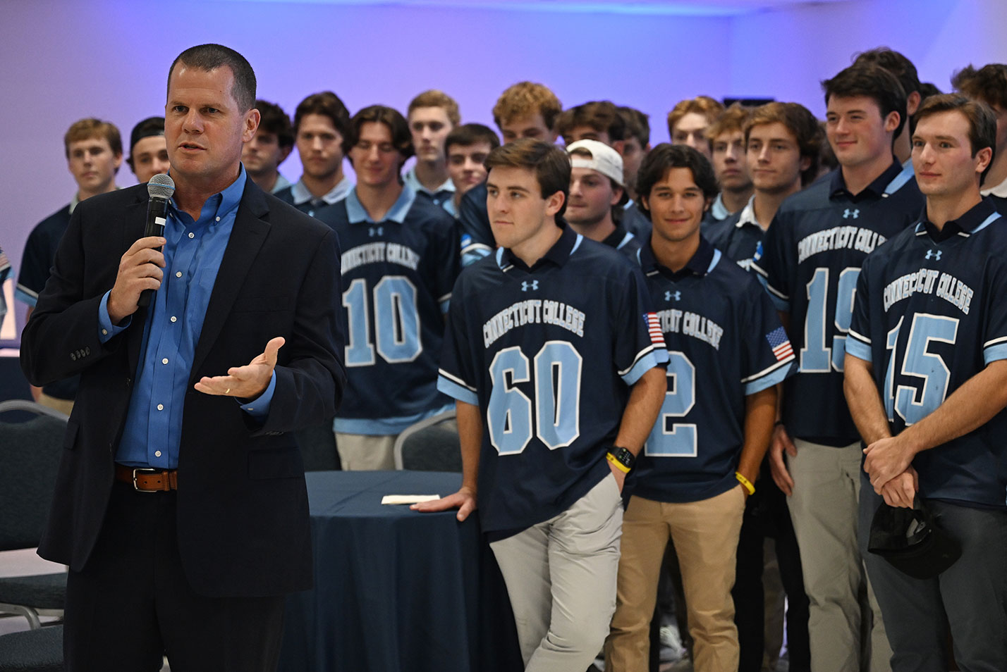 The men's lacrosse team honors athletic director emeritus Fran Sheilds at Fall Weekend 2023